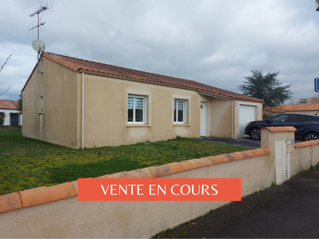 PROCHE ECOLES ET COMMERCES